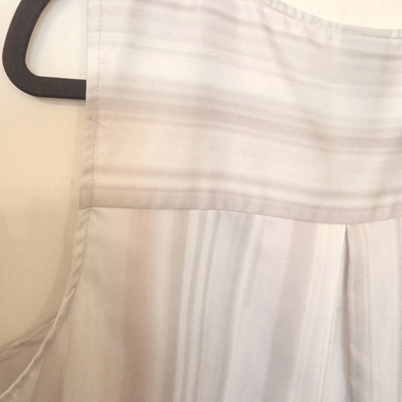 Ombre Striped V-Neckline  Tank Blouse - Picture 10 of 11